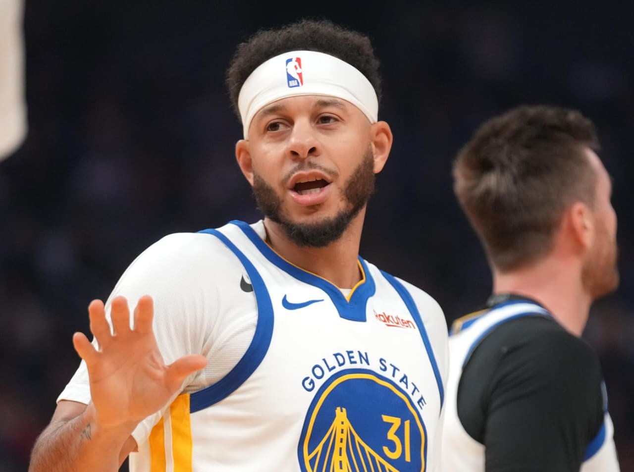 Seth Curry passa por ressonância e vira problema nos Warriors