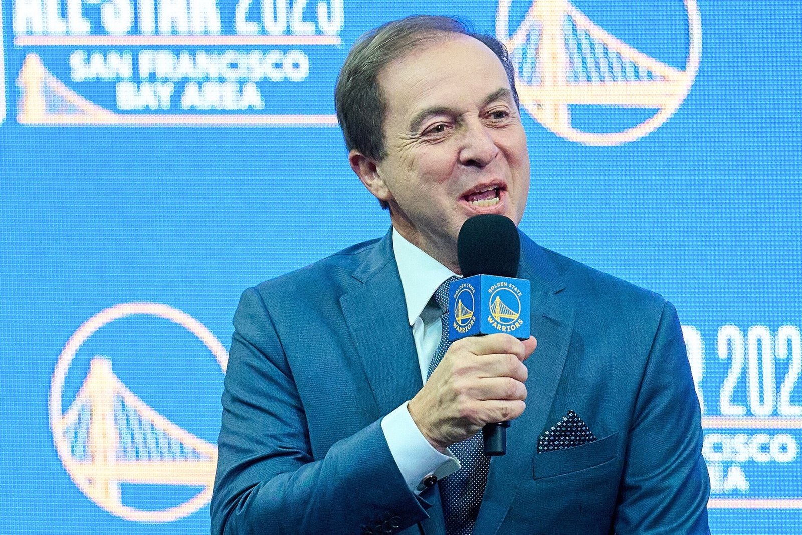 Dono dos Warriors responde carta de fã pedindo por reforços