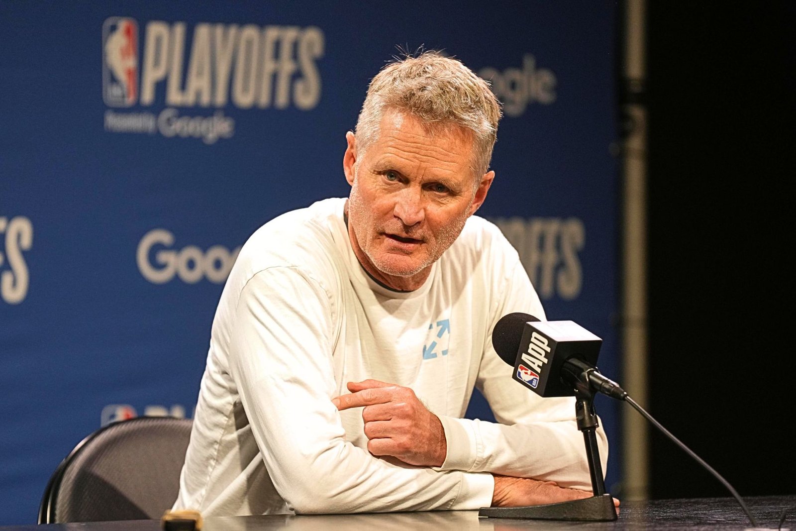 "Fui tirado de contexto", Steve Kerr volta atrás após fala polêmica sobre as chances dos Warriors