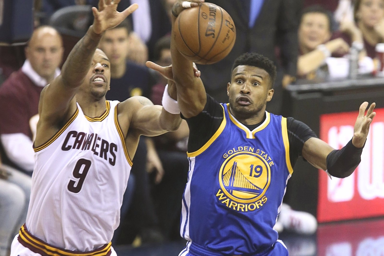 Leandrinho Barbosa elege seu quinteto ideal da NBA com jogador dos Warriors