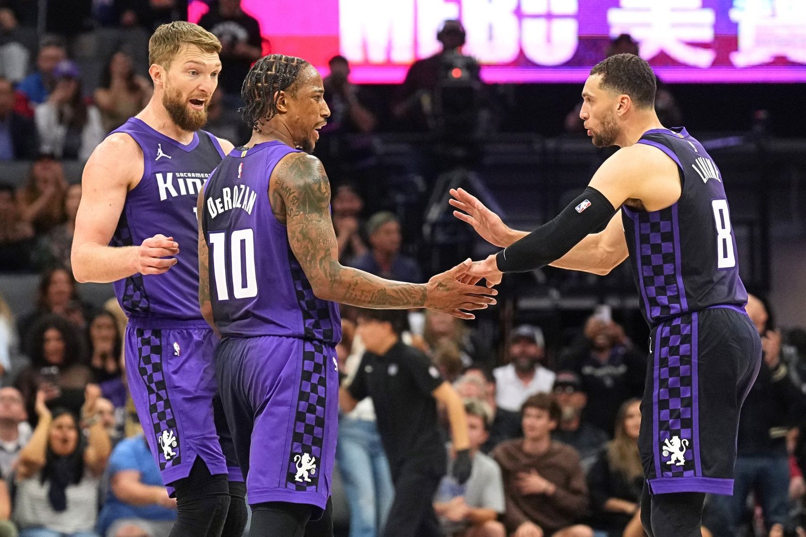 Warriors pode trocar Jimmy Butler por astro do Kings após lesão