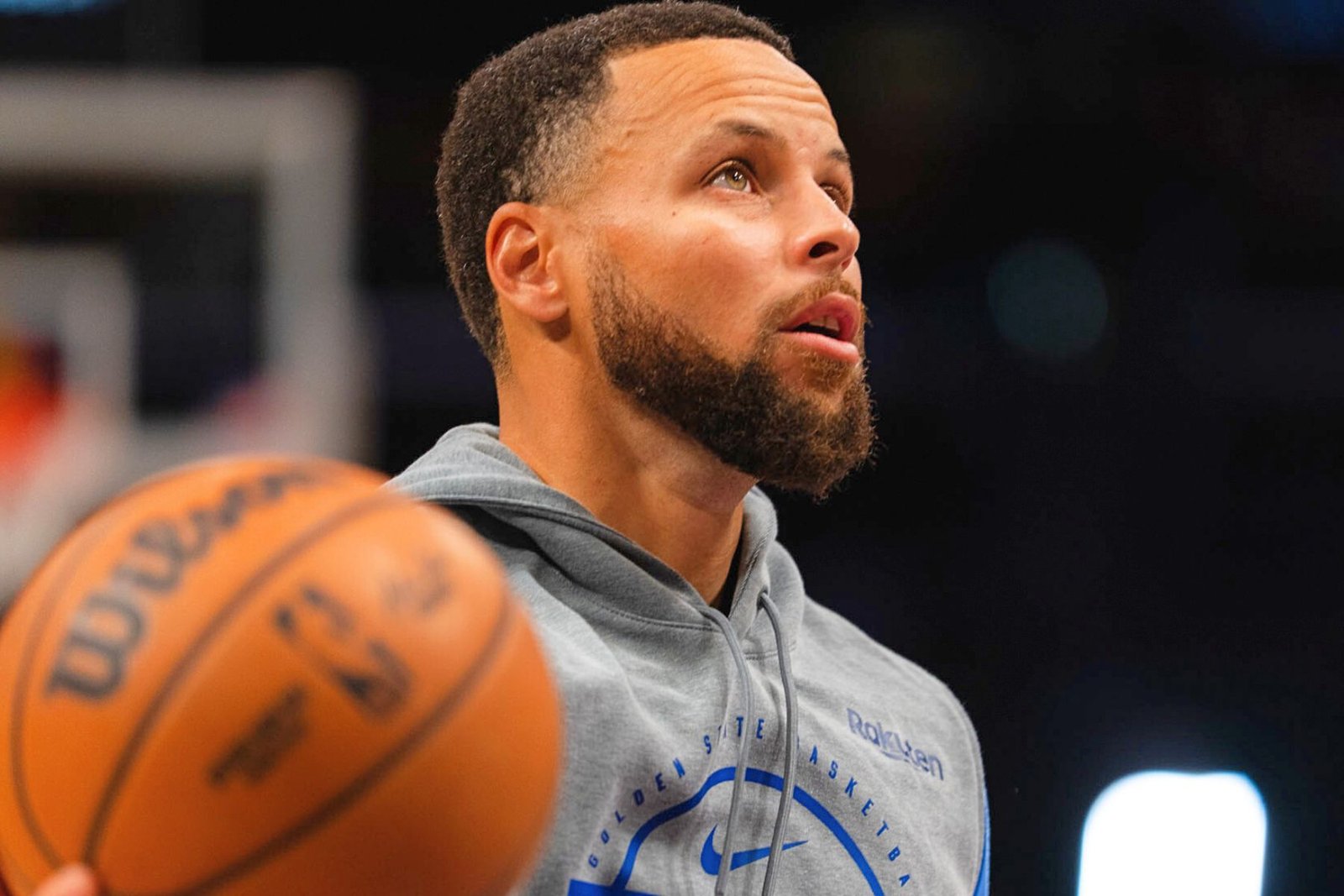 Stephen Curry segue fora de ação [HSK]