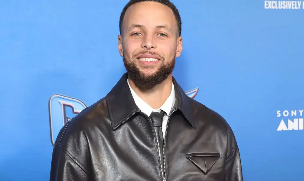 "Stephen Curry pode superar Shaquille O'Neal", o talento do camisa 30 escondido fora das quadras - Imagem: BLEXMEDIA