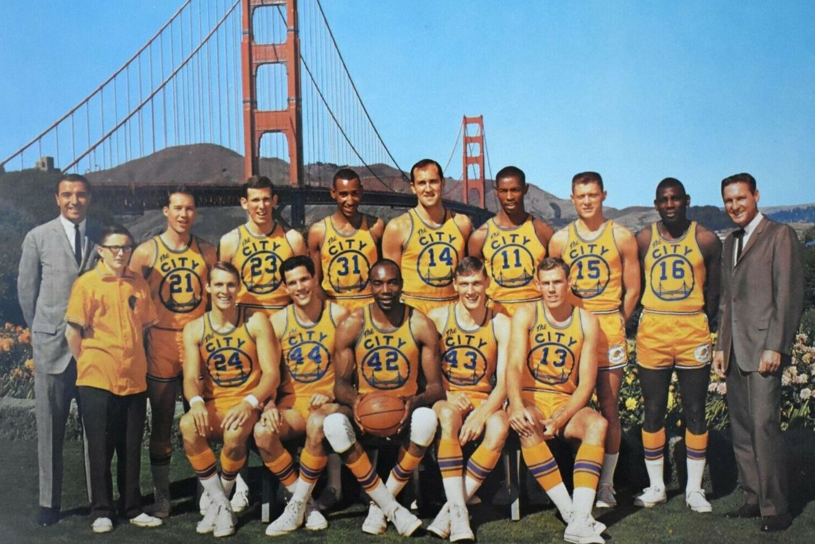 Nets ofereceram quase 500 mil dólares para lenda dos Warriors jogar aos 49 anos (Wilt Chamberlain)